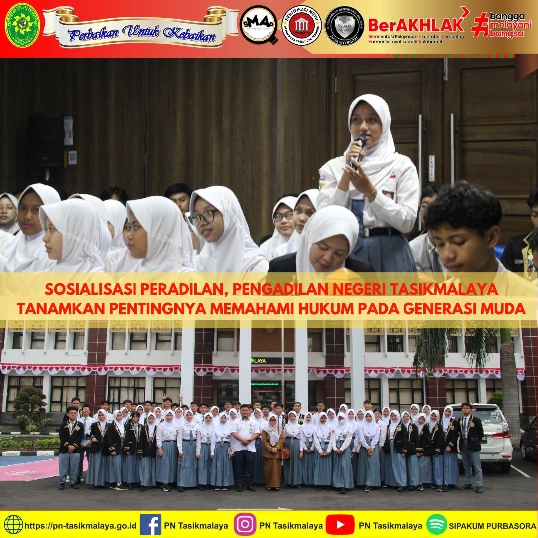 Coklat Putih Minimalis Hari Batik Nasional Kiriman Instagram 1